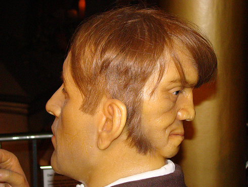 edward mordrakew wieku 23 lat pop sam